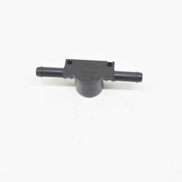NEW MERCEDES-BENZ SPRINTER 903 FUEL FILTER VALVE A6110780249 - Image 4