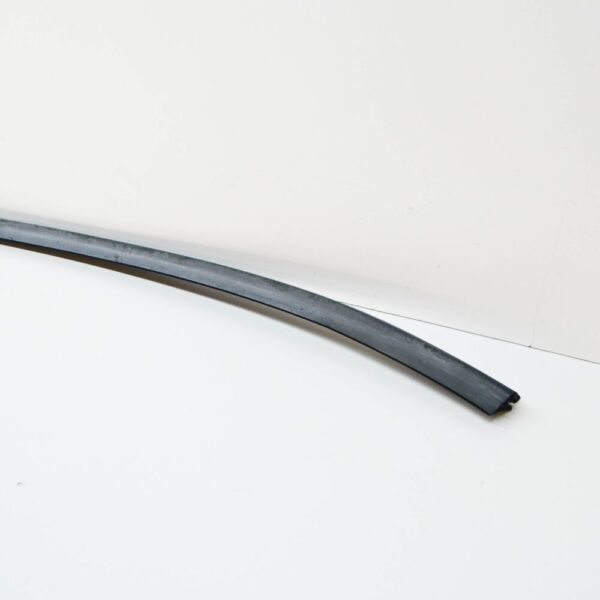 NEW MERCEDES-BENZ VITO 638 LEFT INSIDE DOOR WINDOW SEAL A6387250023 - Image 4