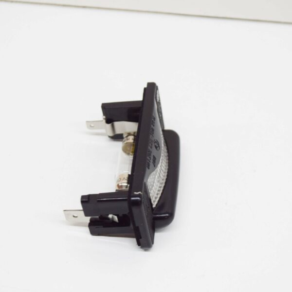 NEW ORIGINAL OEM A9018200156 NEW MB SPRINTER W905 REAR NUMBER PLANE LIGHT A9018200156 ORIGINAL