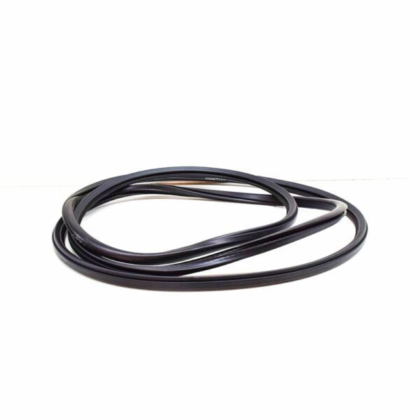 NEW MB SPRINTER 906 FRONT FIXED SIDEWALL WINDOW SEAL FRAME A9066712820 - Image 4